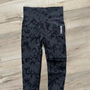 Animal print leggings